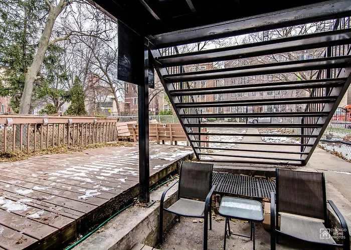 Wicker Park 6bd 4ba, Steps From Cta, Parking Incl * Chicago