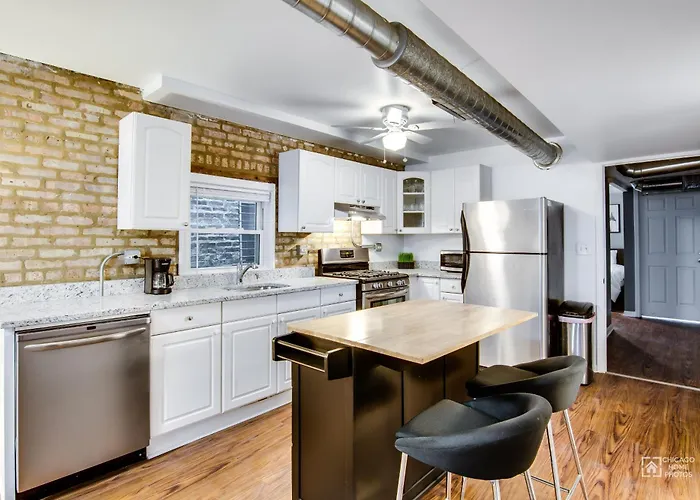 Wicker Park 6bd 4ba, Steps From Cta, Parking Incl Сasa de vacaciones *